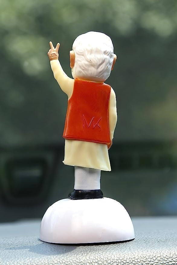 Alusters Politician Shree Narendra Modi Ji Solar Idol Bobblehead for Car Dashboard, Office Table,Home Decor| | Politician Statue for Gifting Kids,Family & Friends (Modi G)